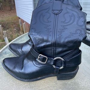 Black cowboy boots
